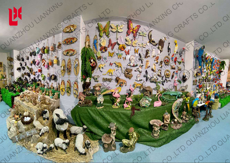 !!2022 New Garden,bear,parror,dog,led,sheep,frog,butterfly,stick,polyresiindragonfly