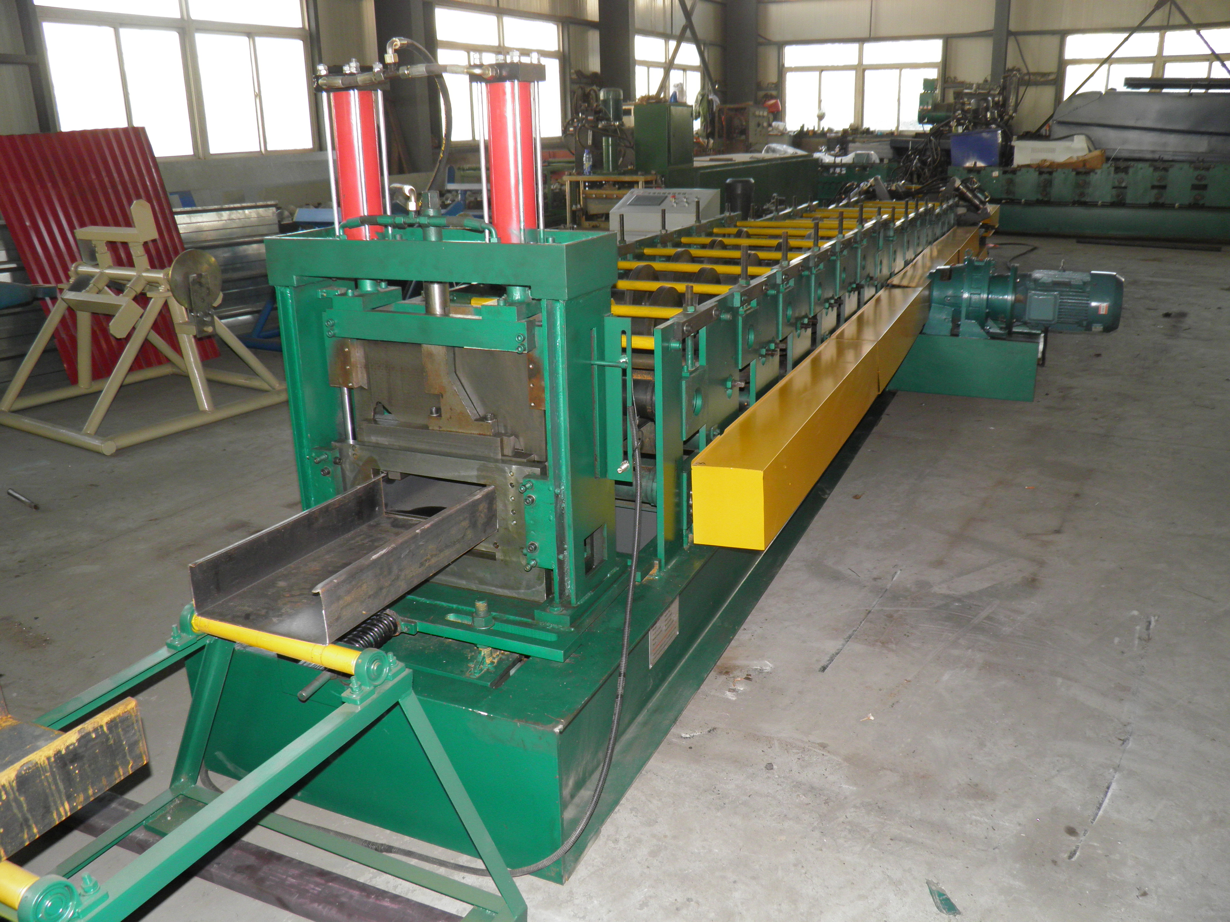 C Shape Purlin Roll Forming Machine