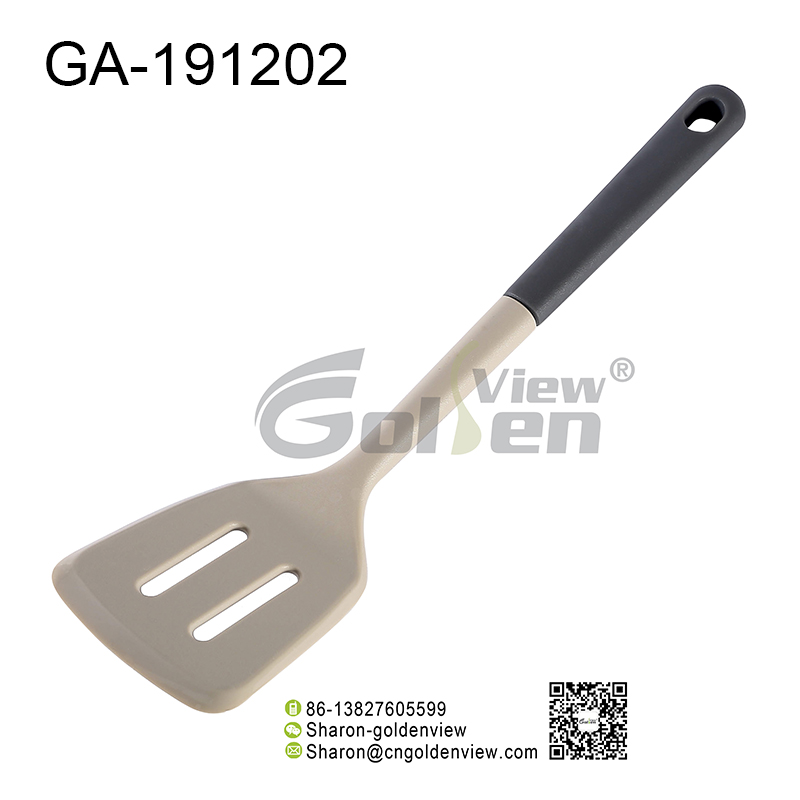 Slotted turner