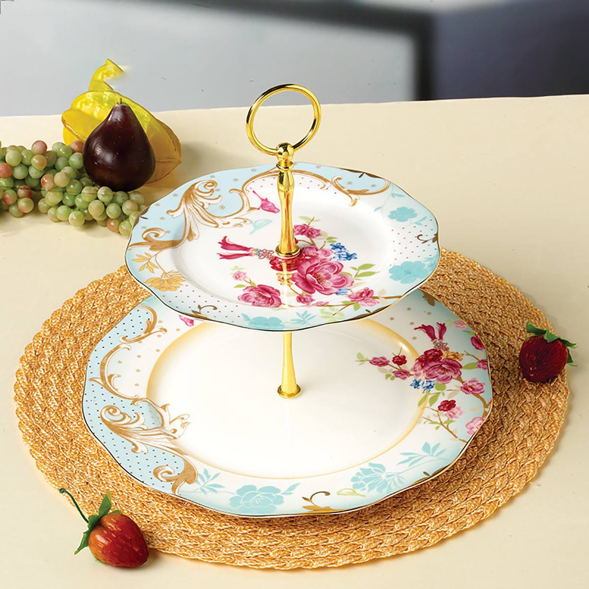 cake stand
