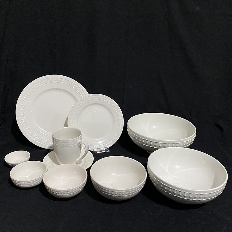 Embossed Porcelain Dinnerware