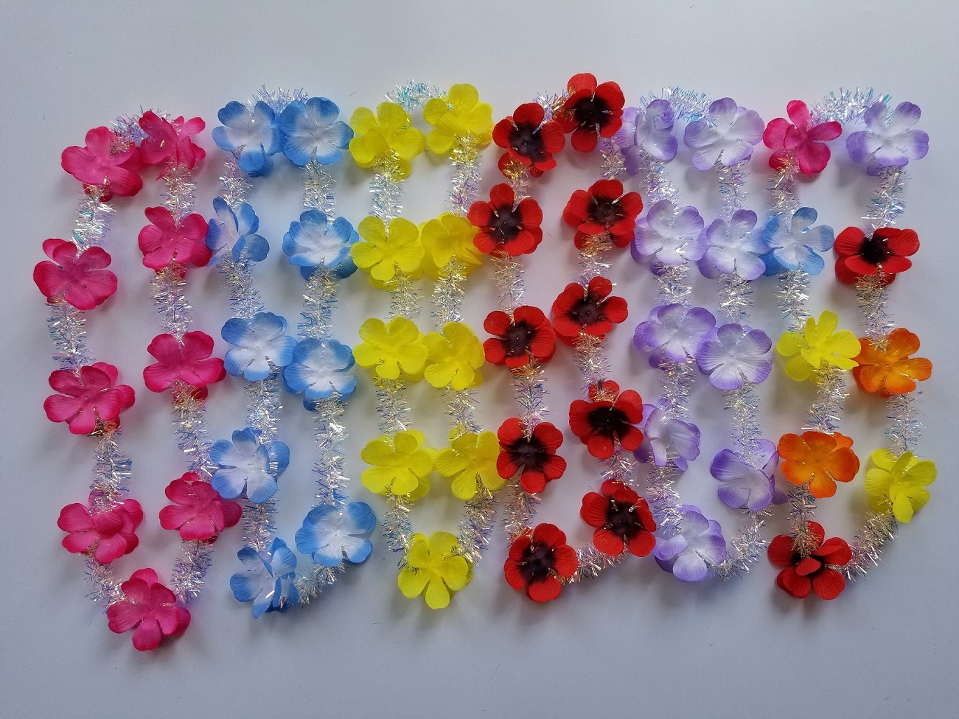 Tinsel flower lei