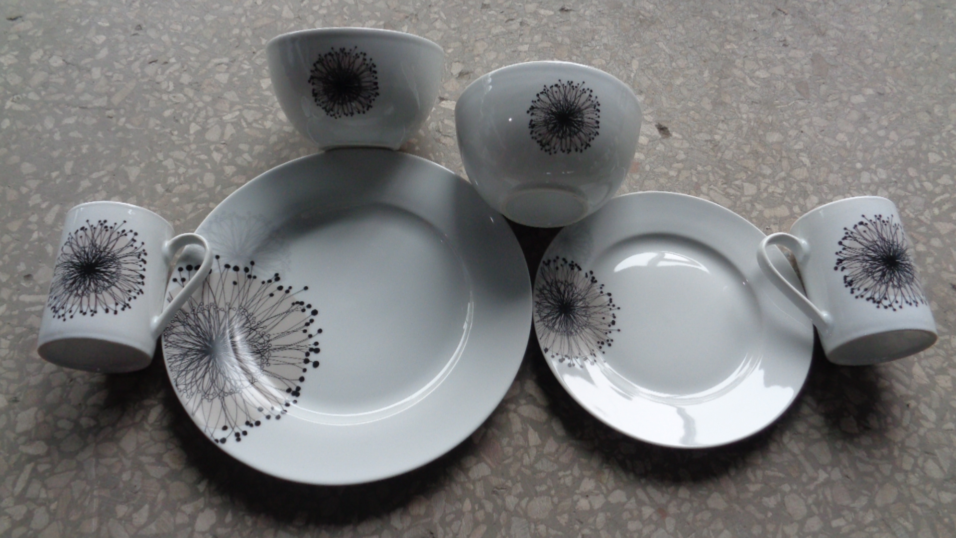Porcelain Set