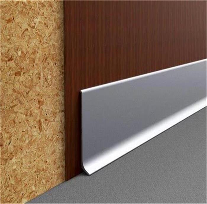 Stianless steel skirting board
