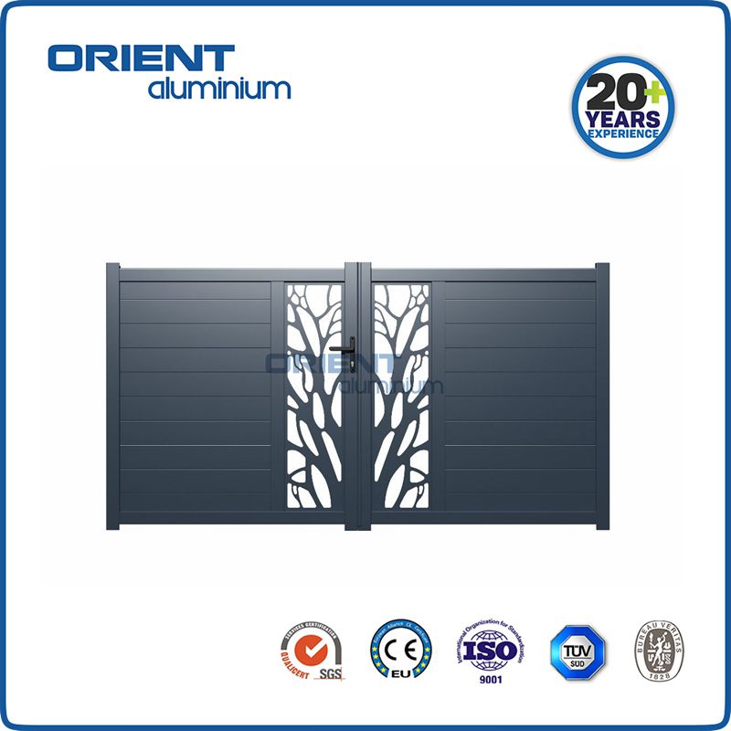 Driveway sliding gate