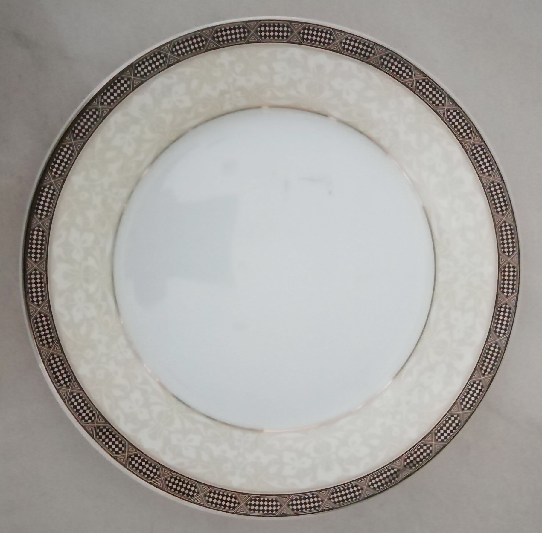 Porcelain Dinner Set