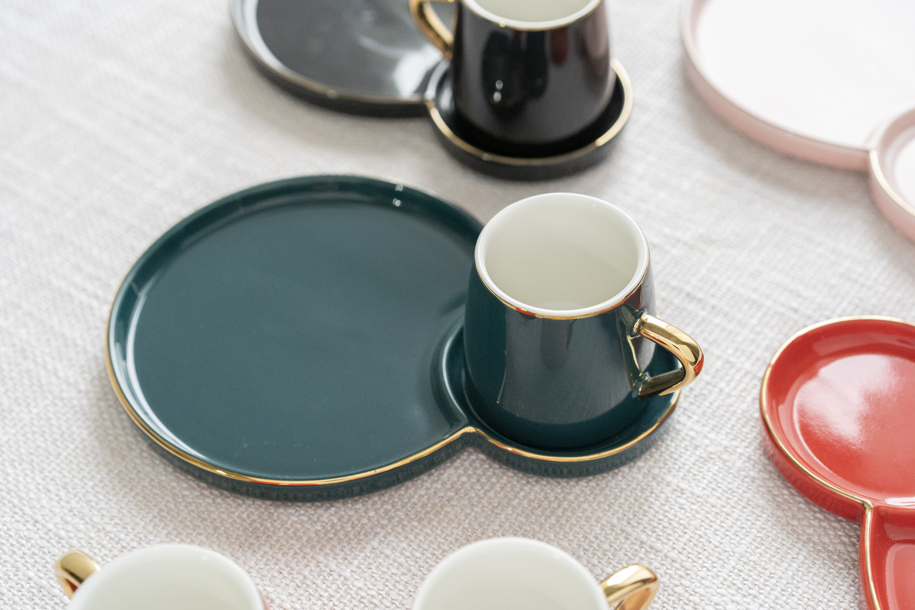 Glaze cup and saucer