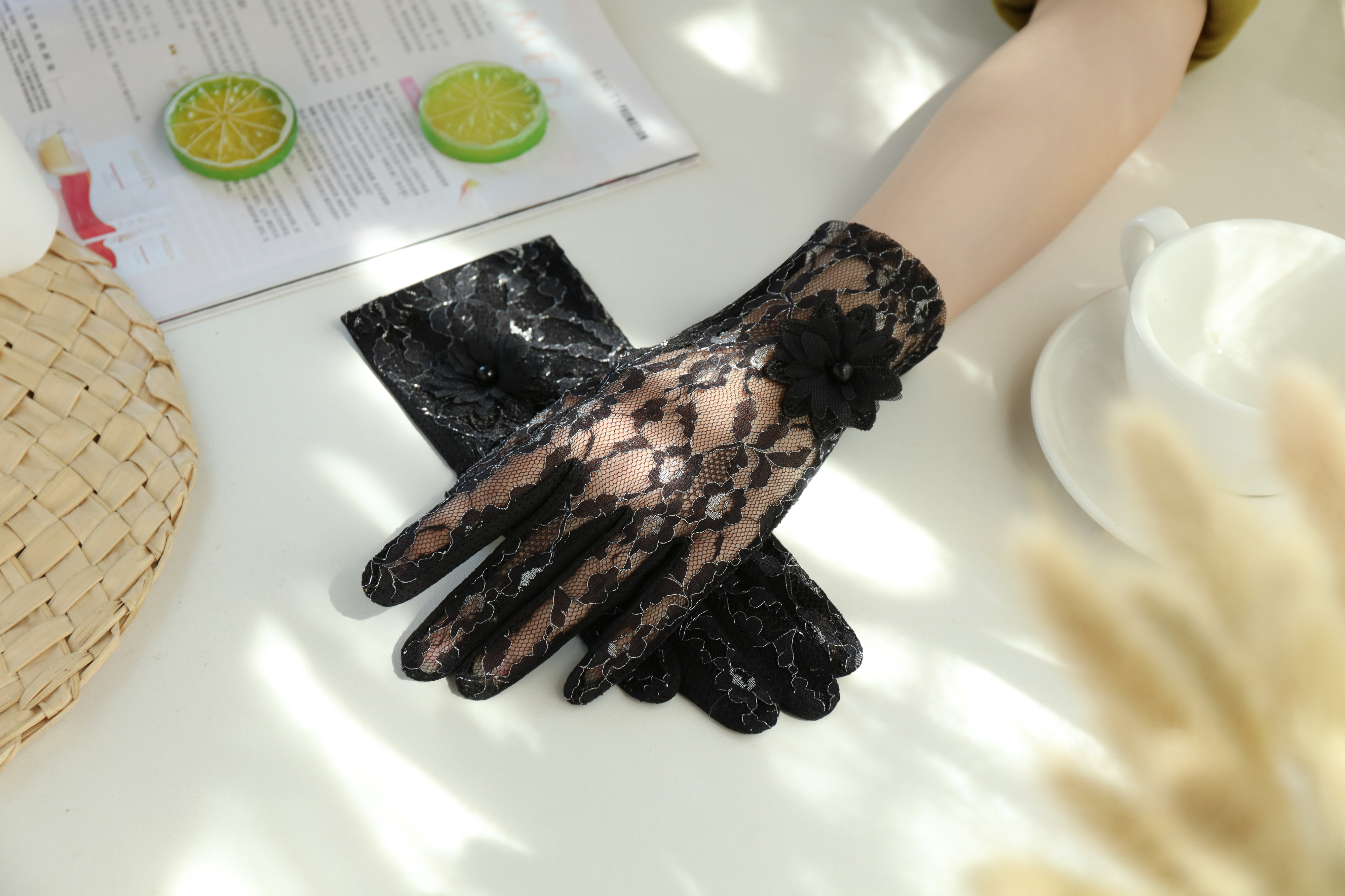 Lace Gloves