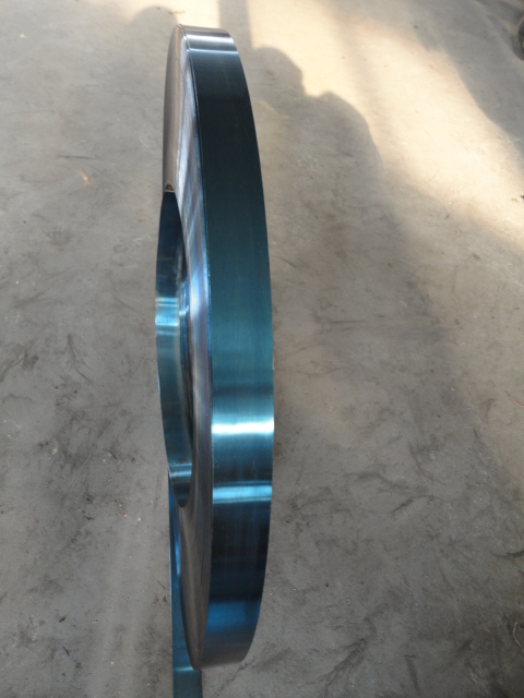 Polish blue spring steel for rolling shutter door