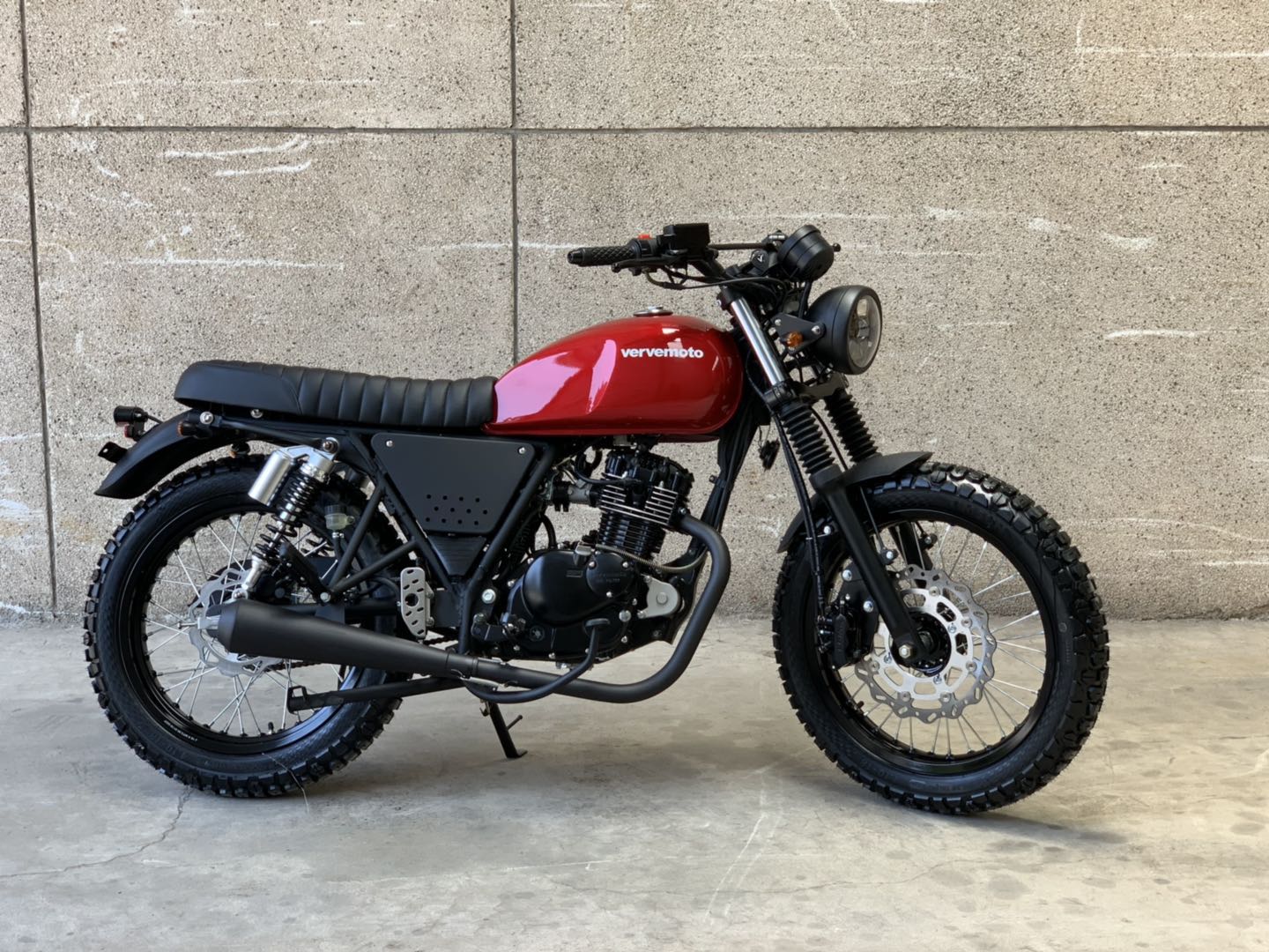 XF125R-D(E)