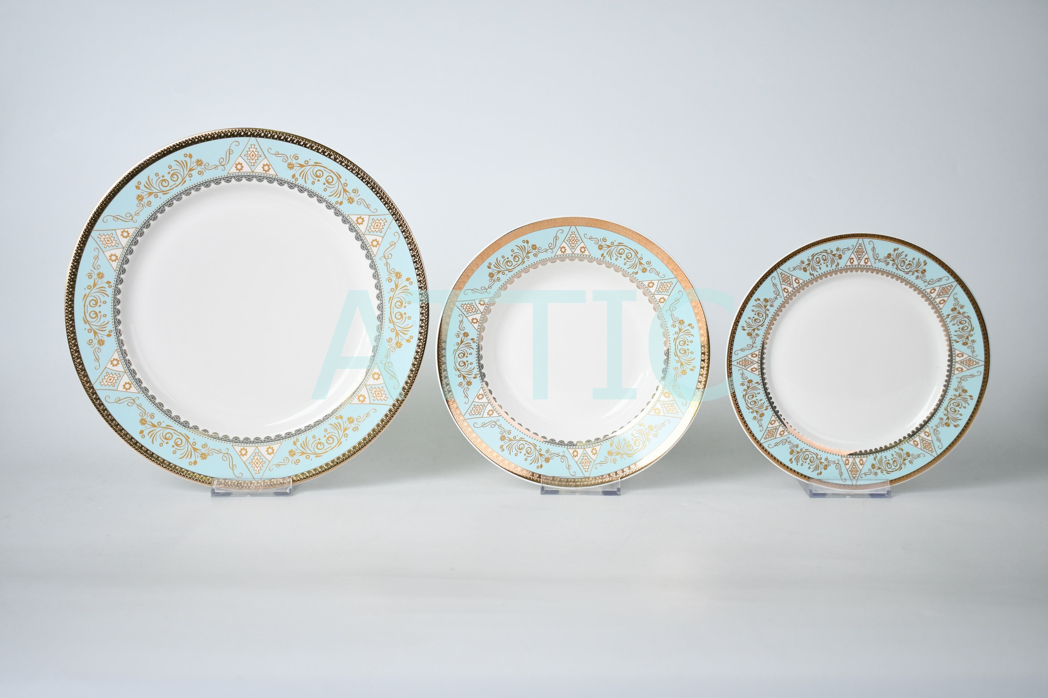 Luxury dinner sets with embossed gold design