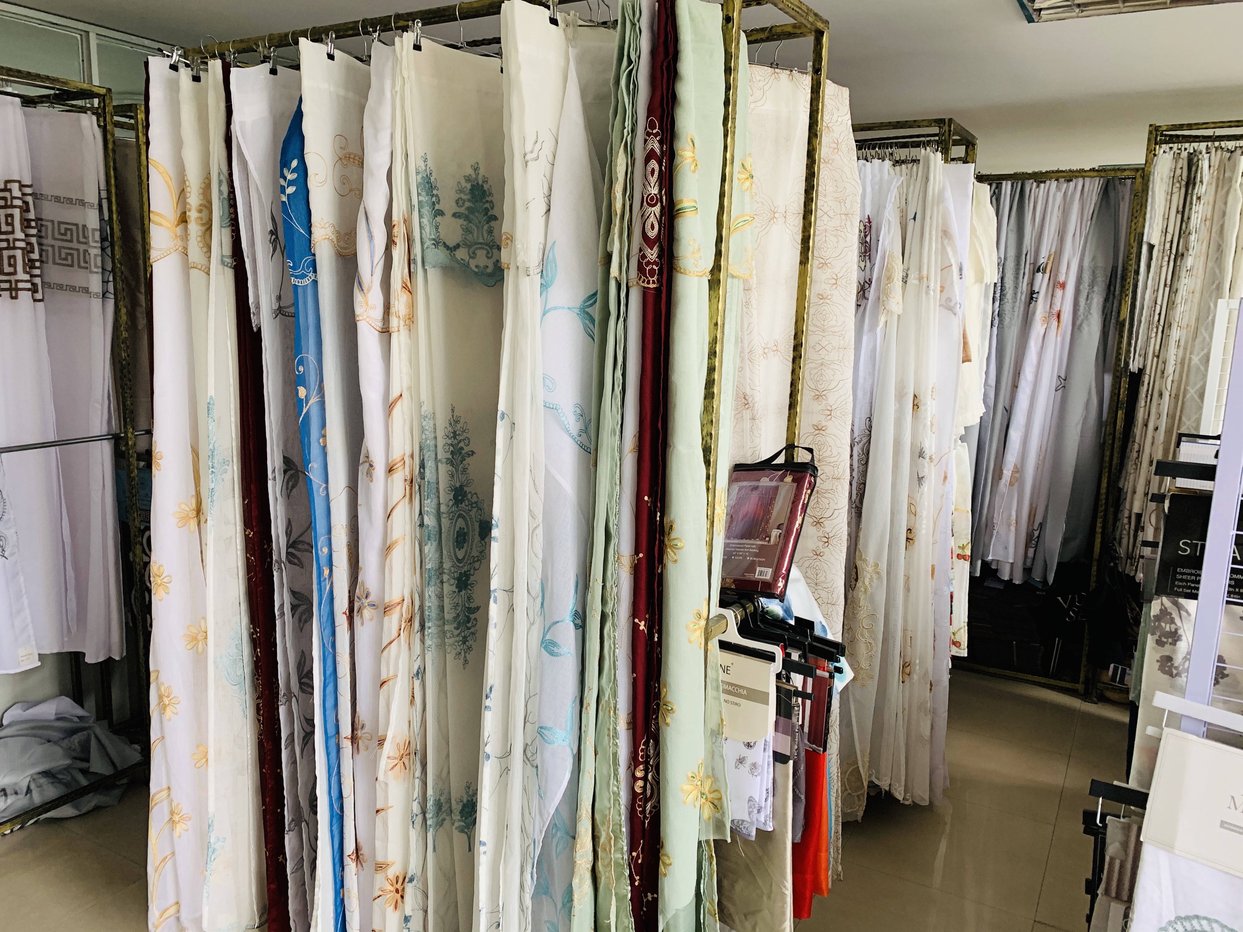 Hangzhou Huier Curtain Import and Export Trade Co., Ltd. – Kitchen curtains 1