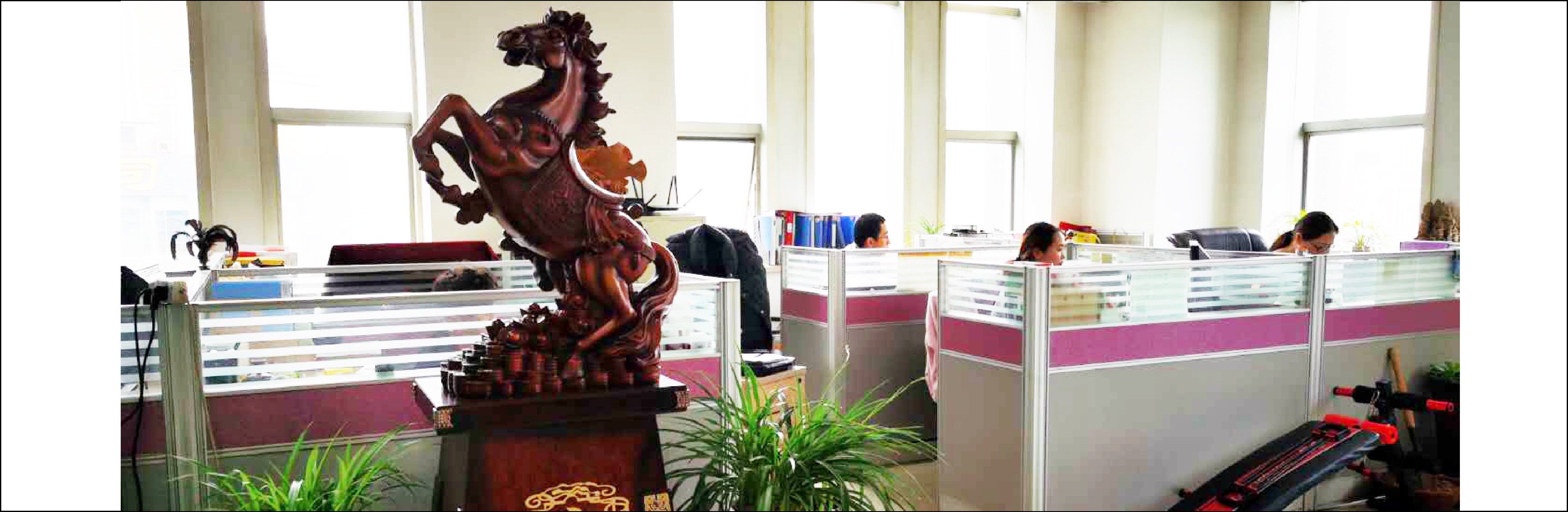 Hebei Yitongxing Trading Co., Ltd. – Metal mesh 1