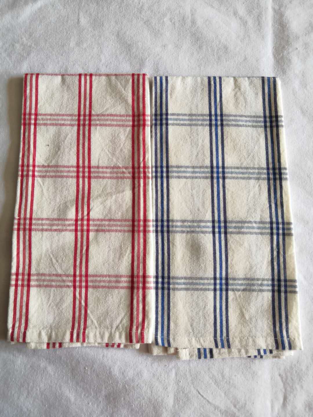 100% cotton checked tea towel