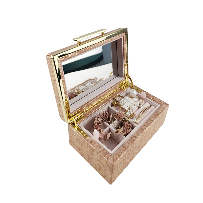 newly large beautiful jewellery box/case