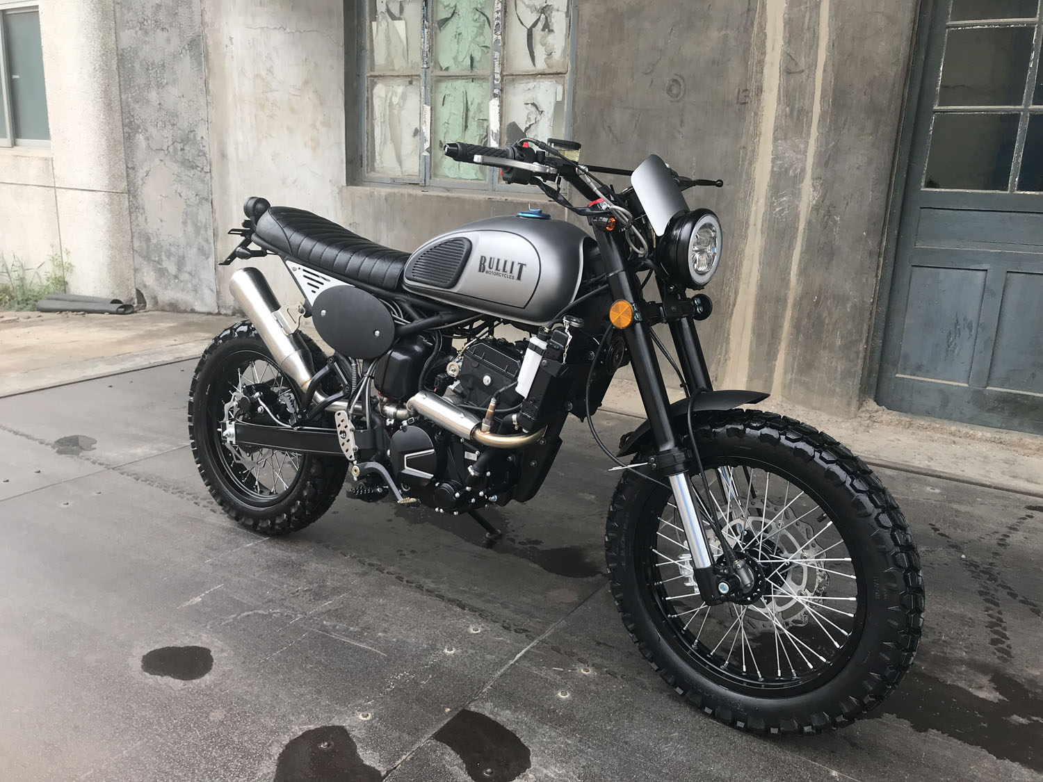 250cc motorcycle