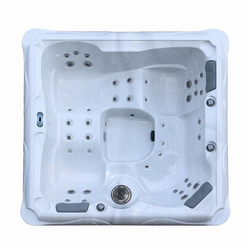 Outdoor Massage Bathtub