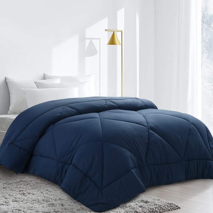 All-Season White Down Alternative Quilted Comforter