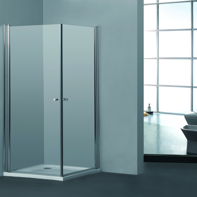 Hinged pivot door