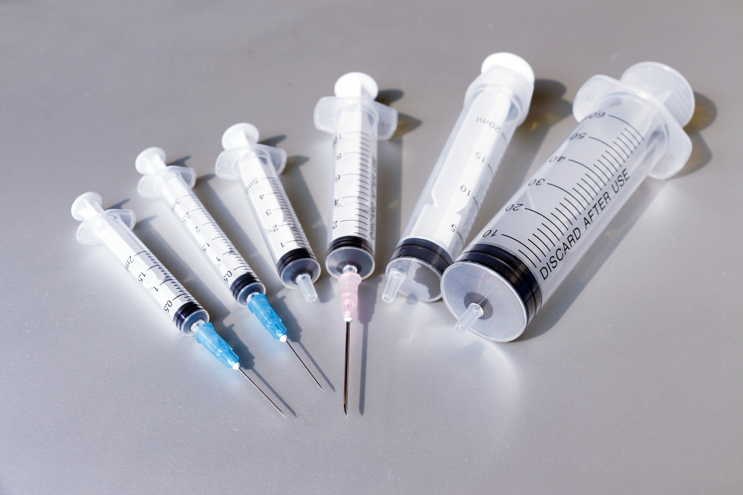 disposable syringe
