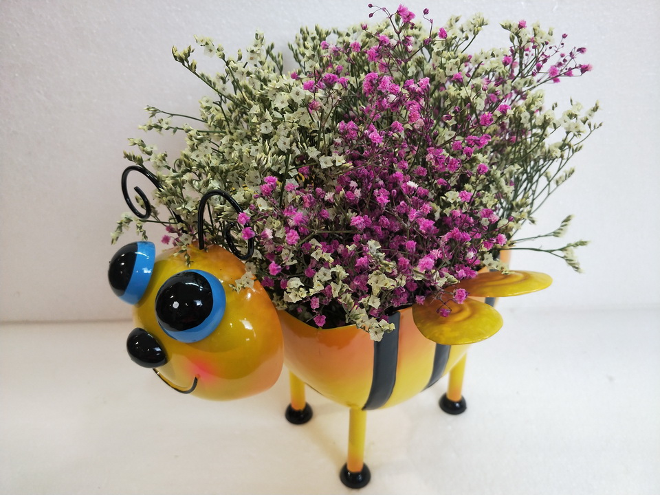 Cartoon Bee Flowerpot Decoration
