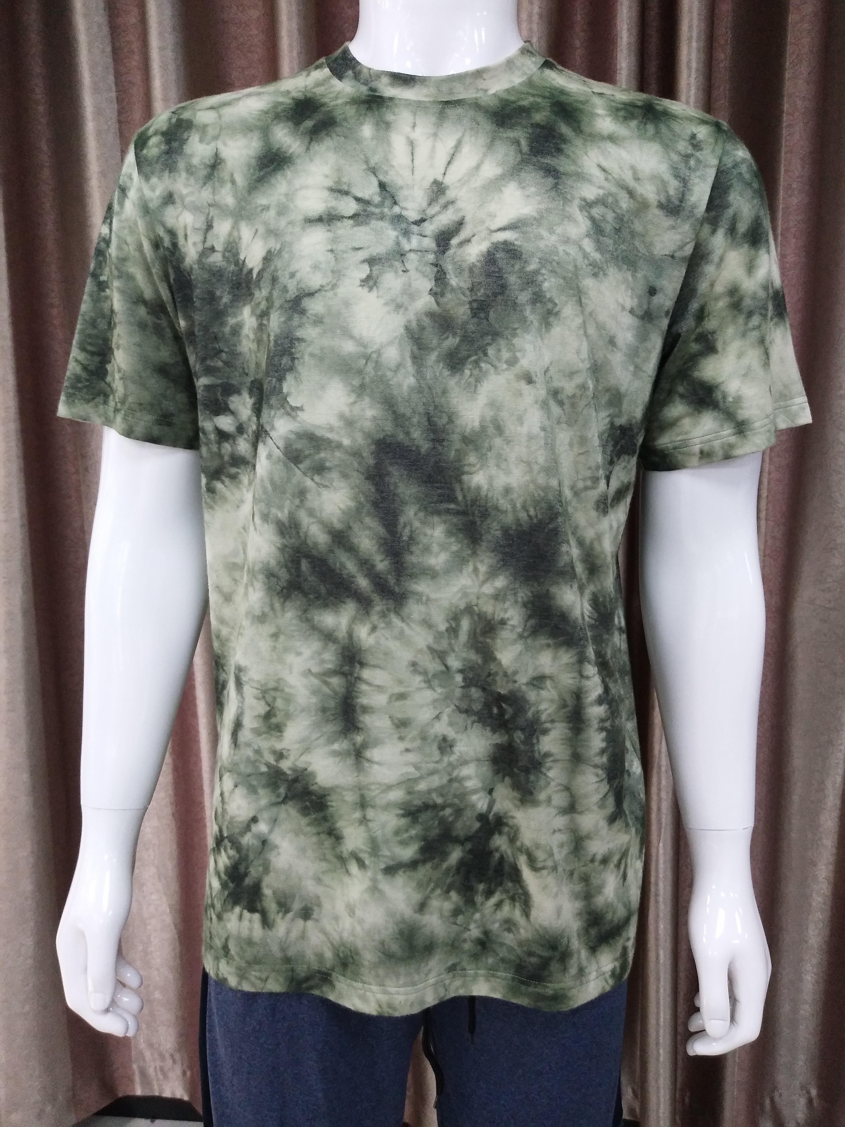 Big size grey fabric tie dyed T-shirt