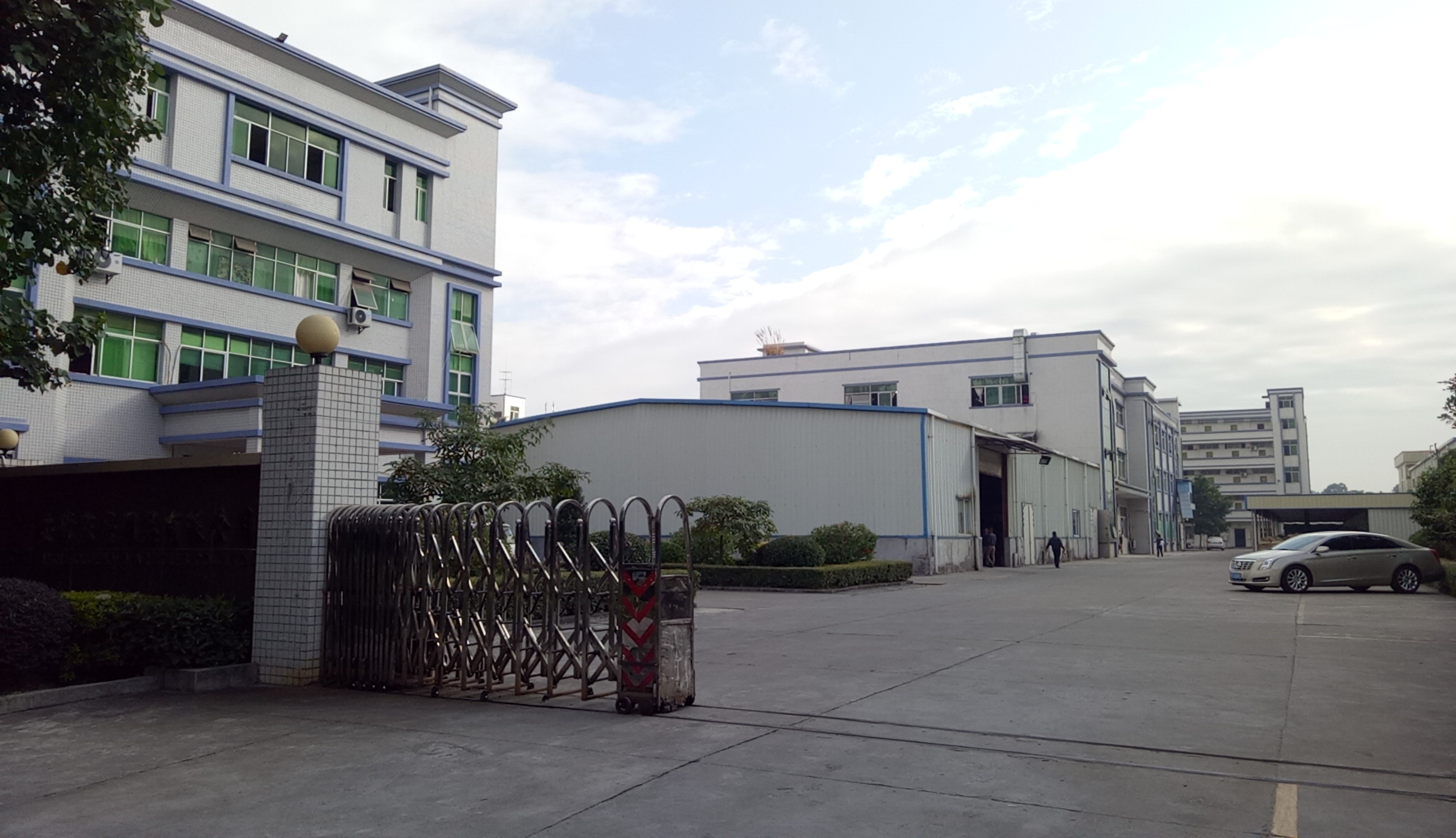 Chibi Ansheng Trading Co., Ltd. – 衣架 1