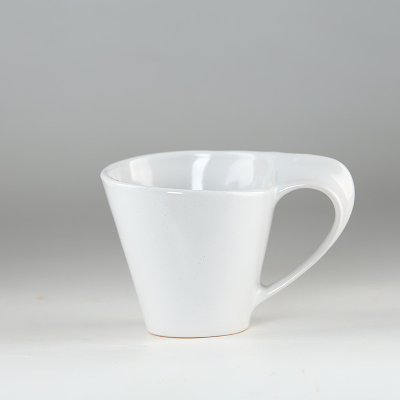 Ceramic mug Creative shape stoneware cup
