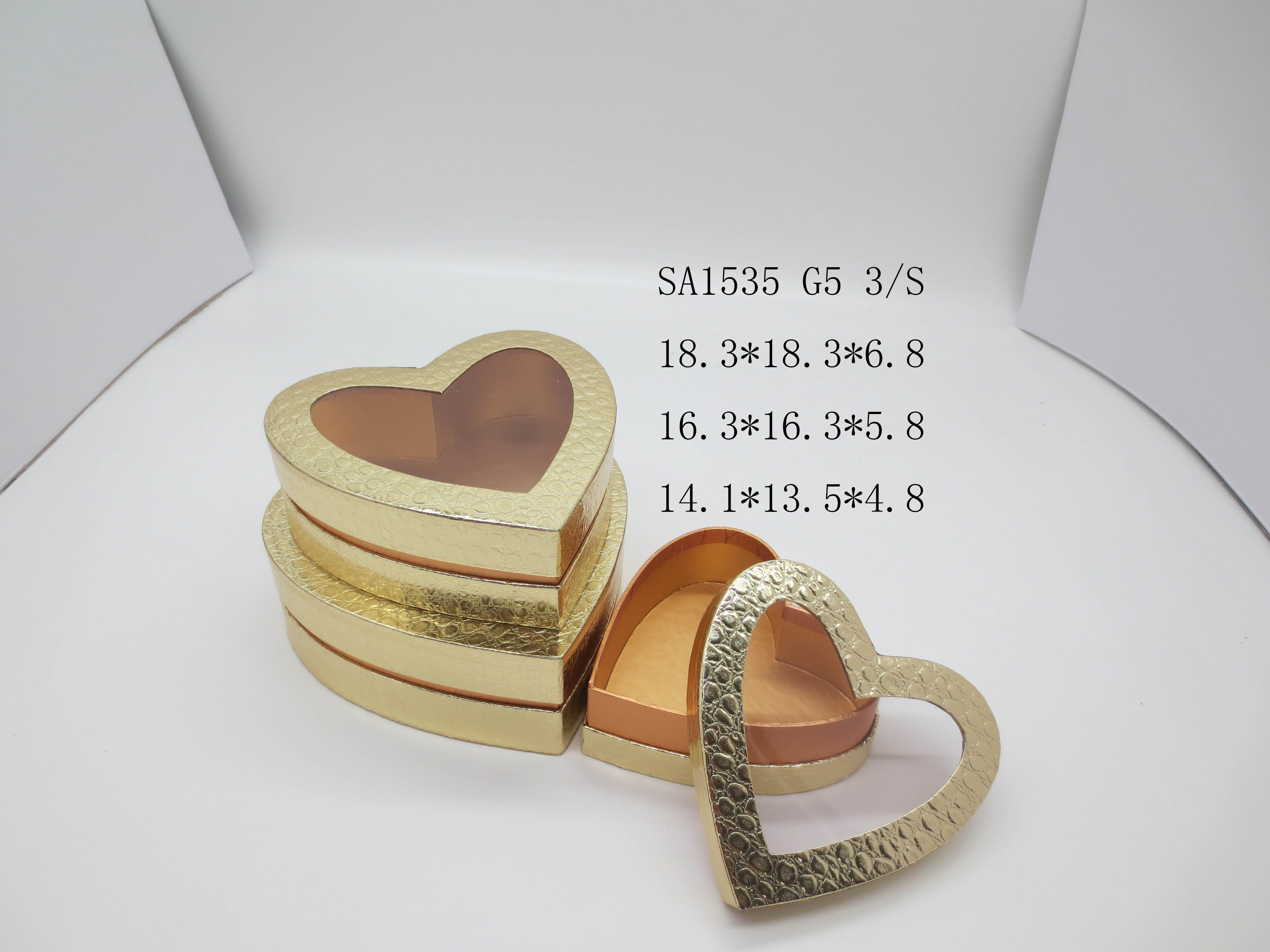 set of 3 heart paper box