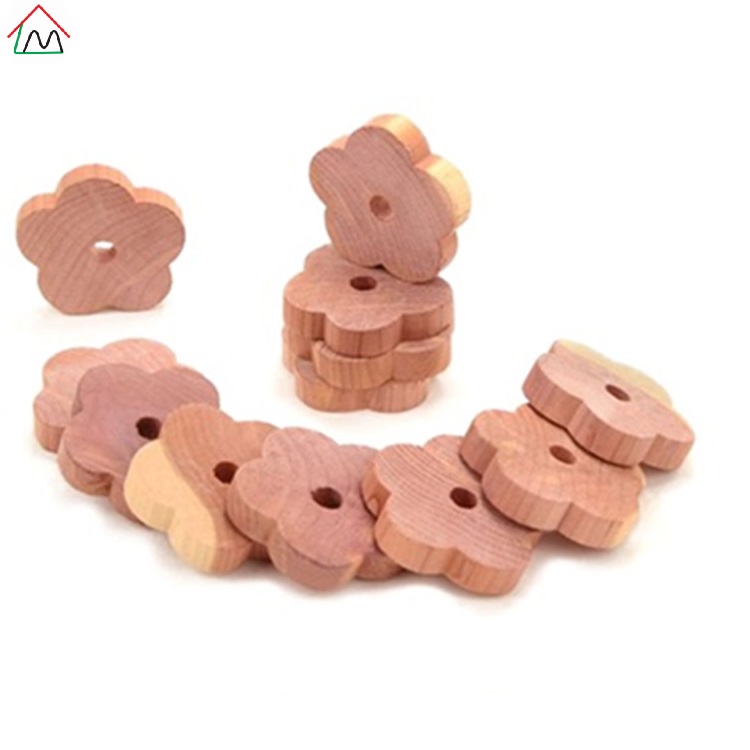 Flower shape aromatic cedar wood moth blocks