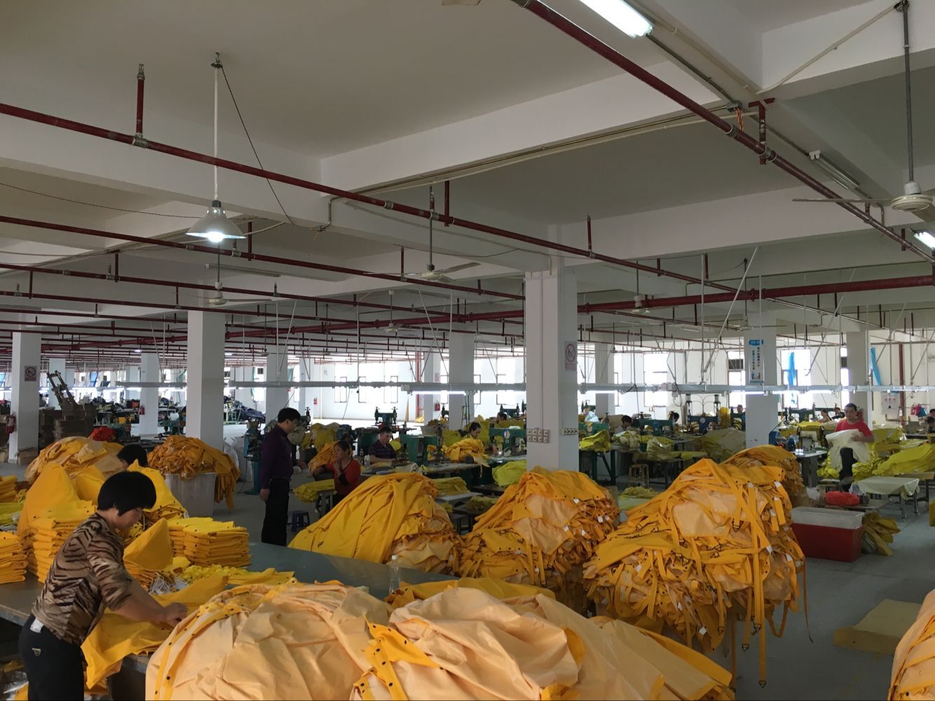 Fujian Xingmao Plastic Co., Ltd. – rain gear 3