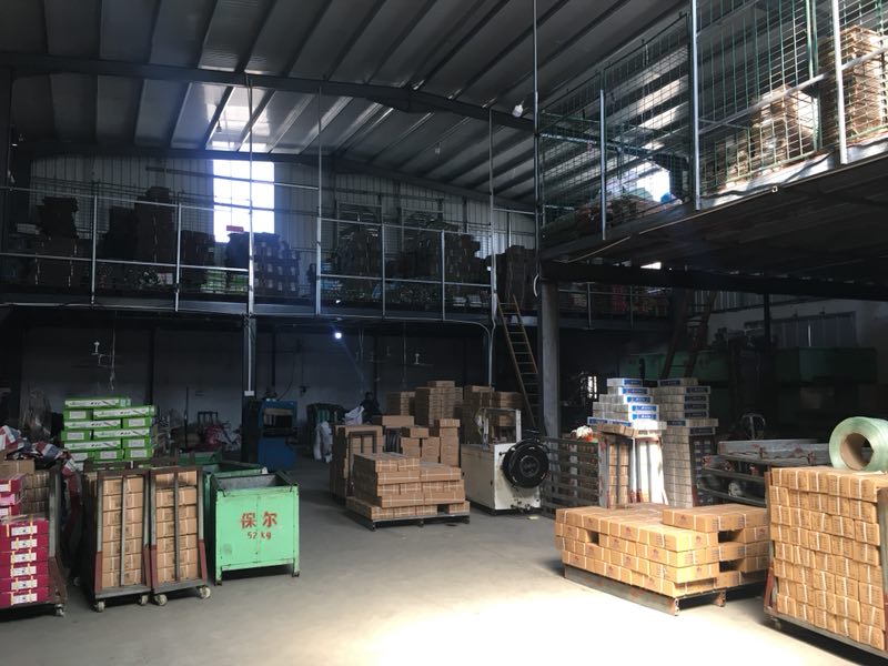 Jieyang Hengdebao Industrial Co., Ltd. – door catches/door bumpers 3