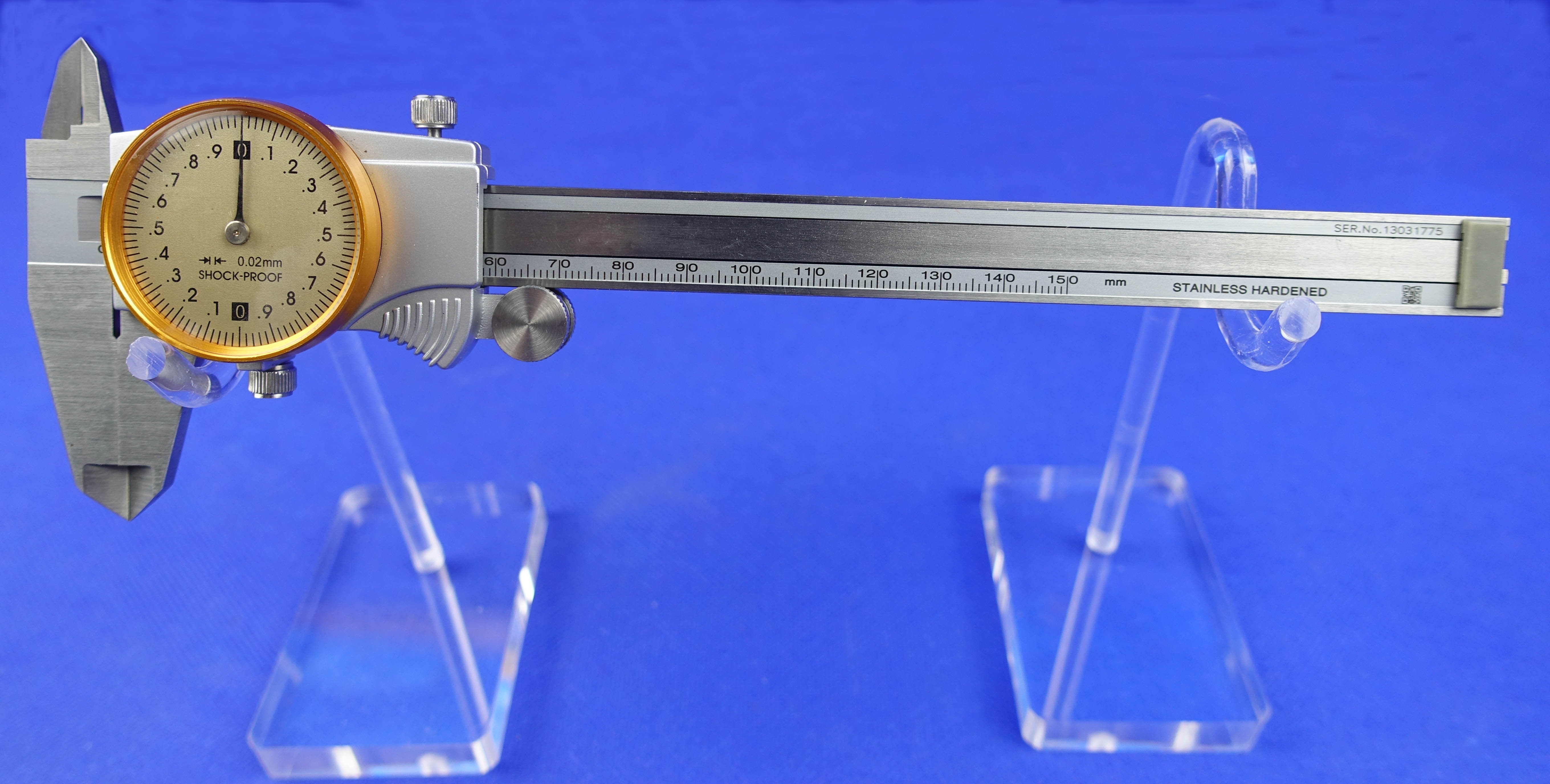Metal casing dial caliper