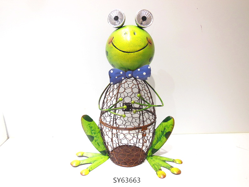 Frog solar flowerpot