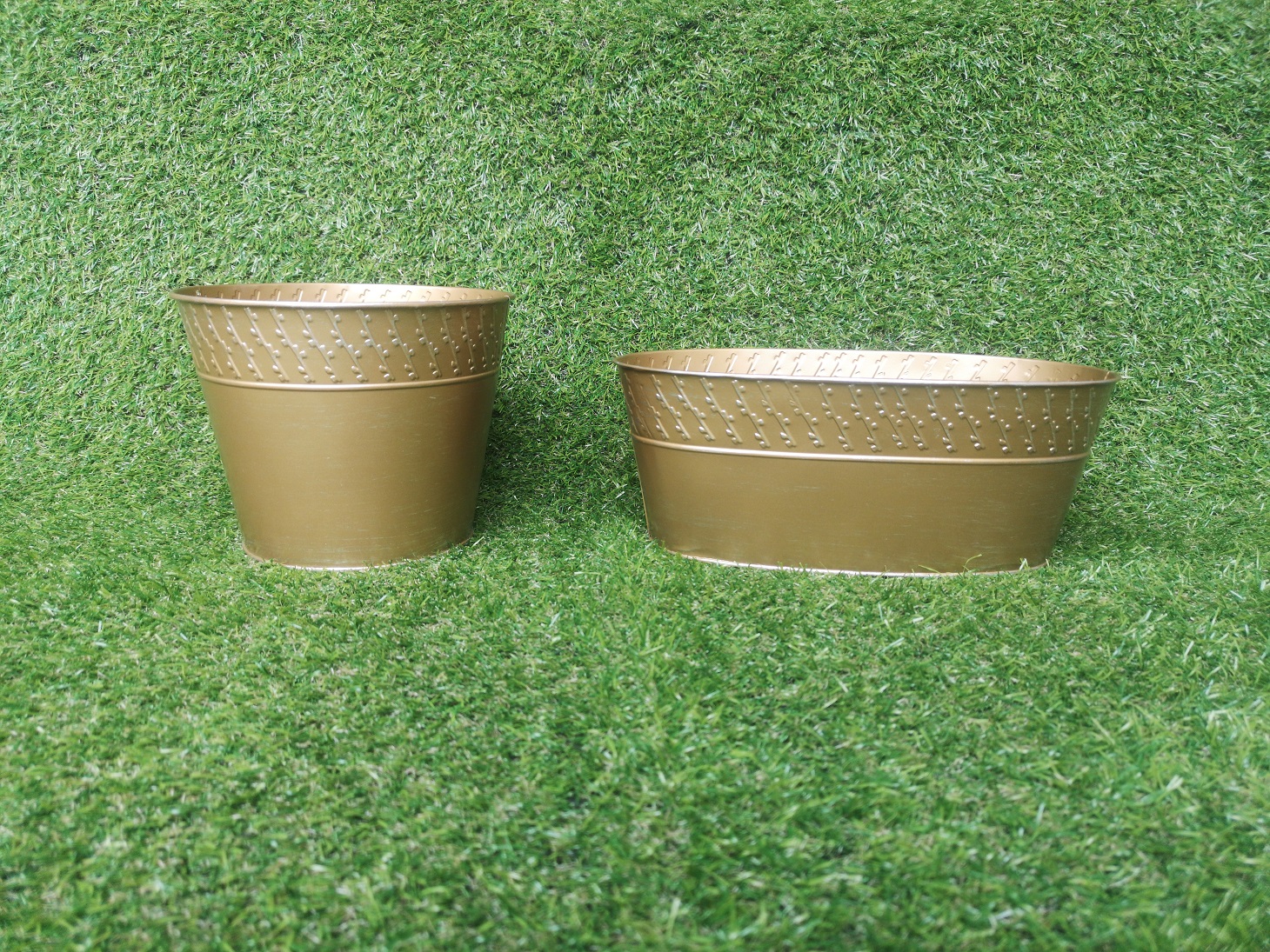 Round /Oval With Embossing Christmas Flower Pot Bowl