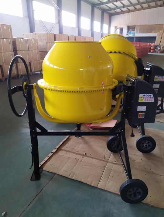Concrete mixer