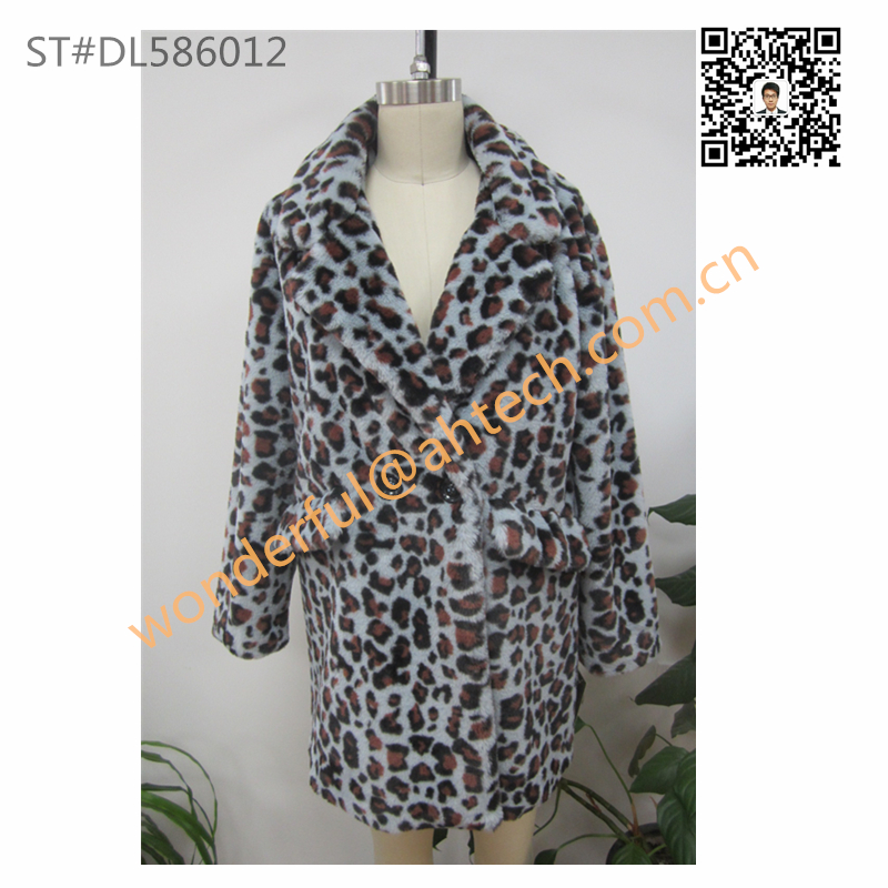 000000Women's faux fur woven coat