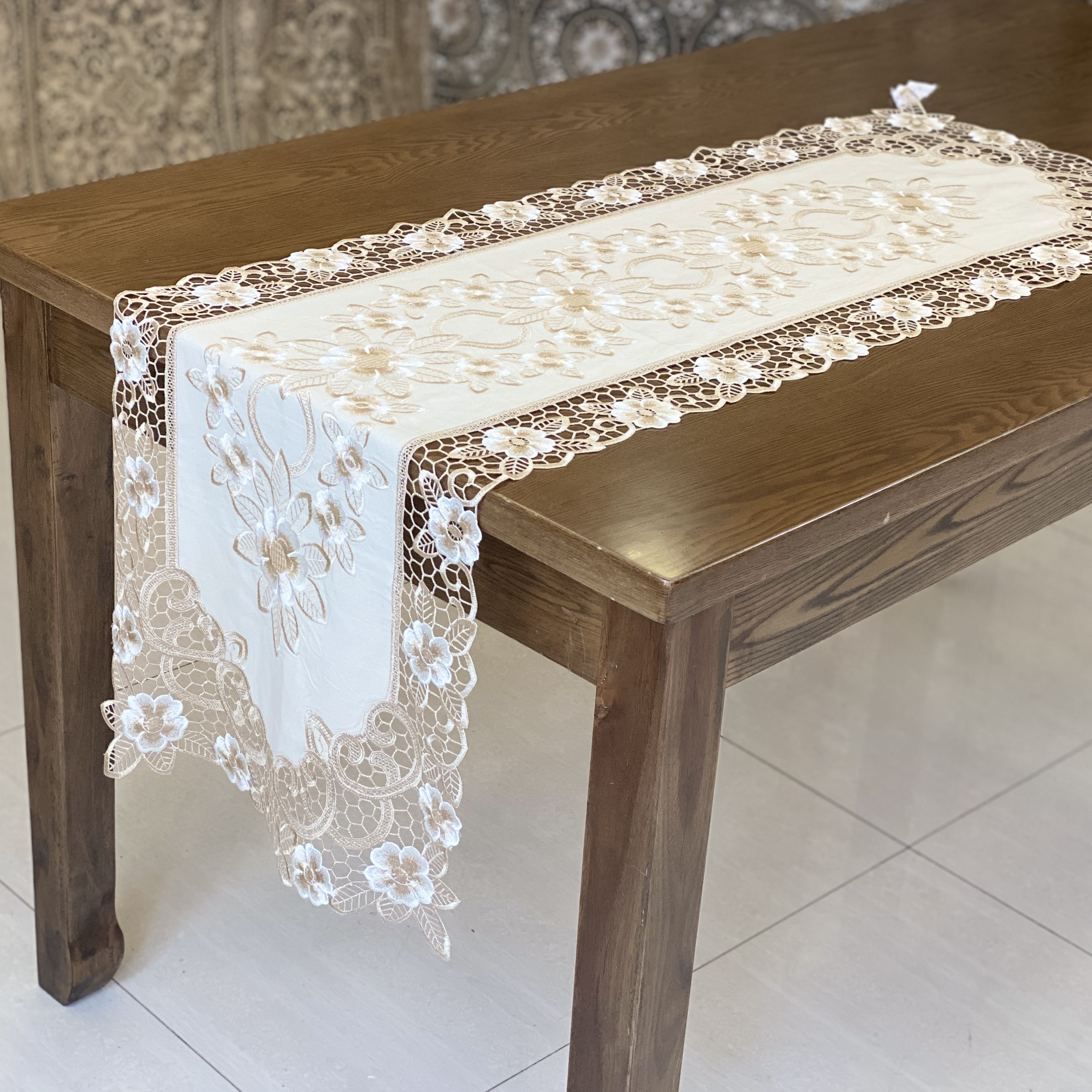 table runner
