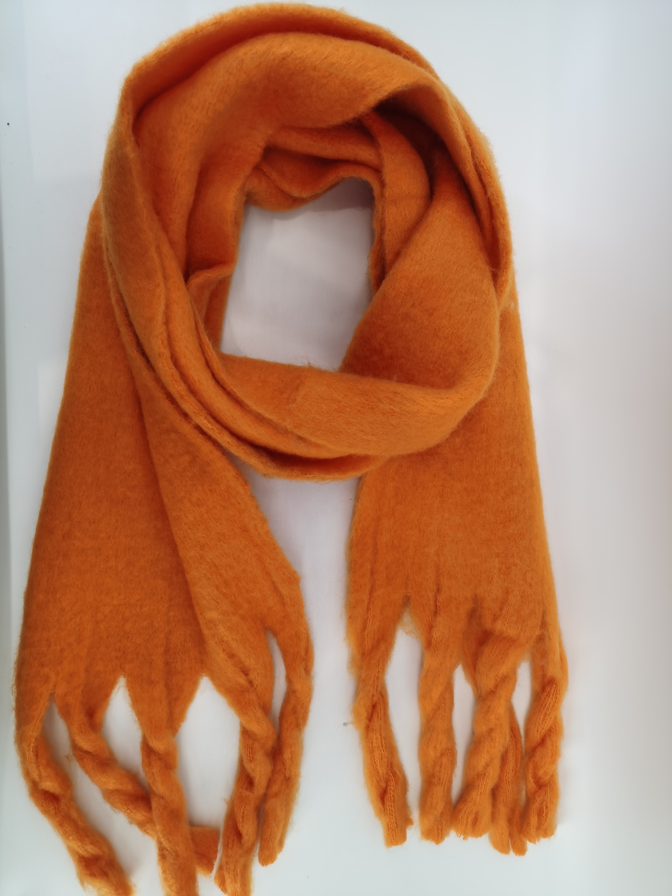 ladies' woven scar