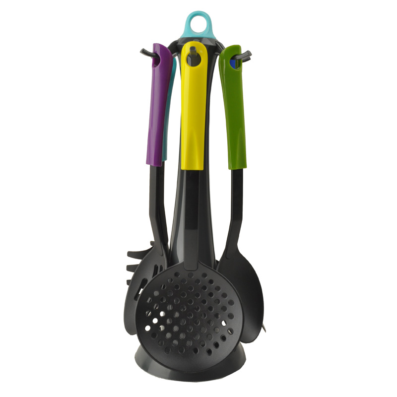 Nylon kitchen utensil set