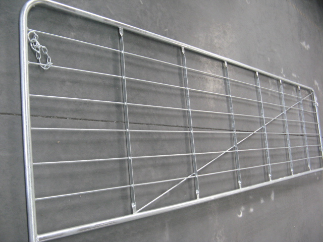 sheep hurdle/hurdle/farm gate