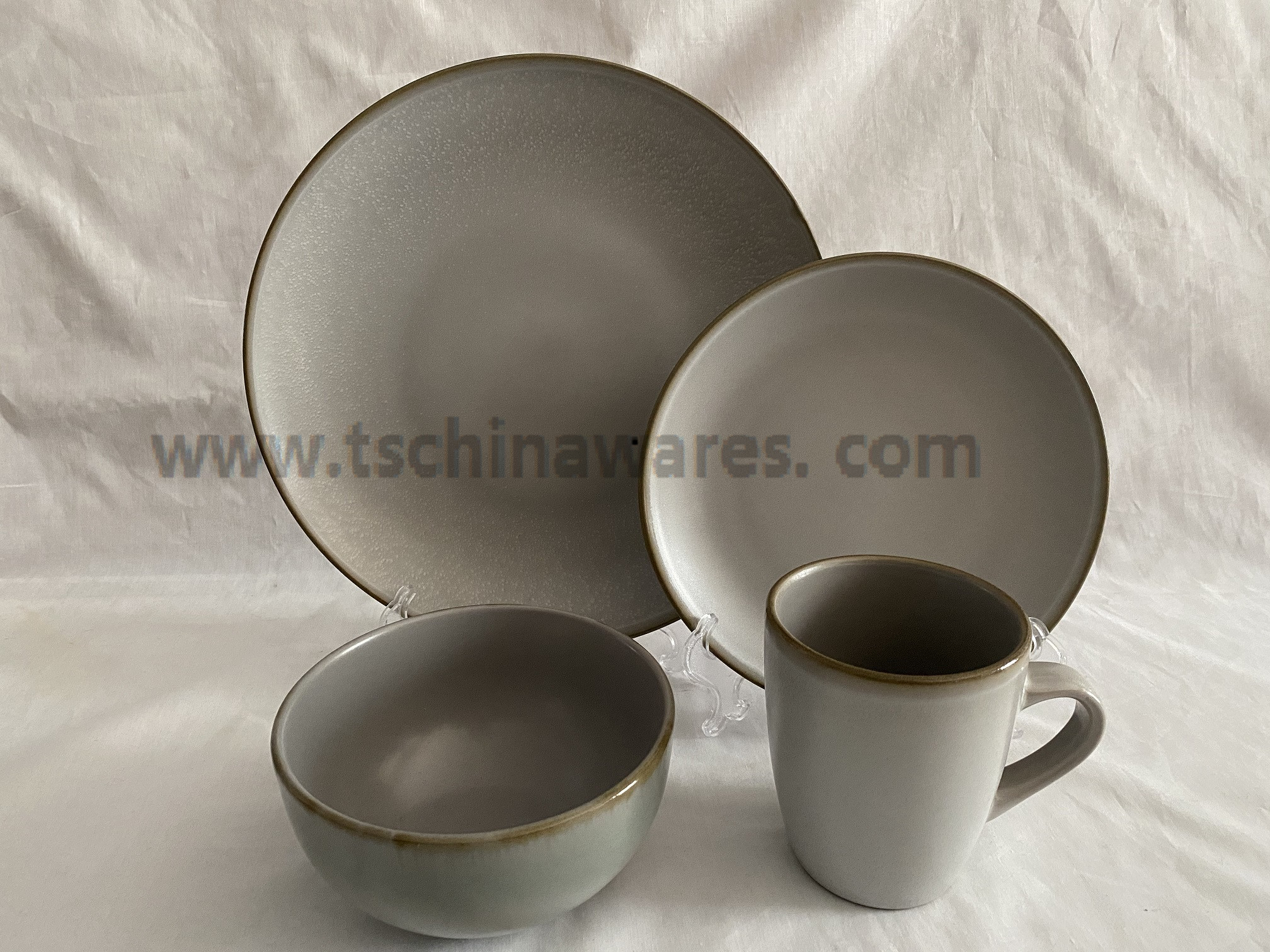 Reactive Glaze Dinnerware Set