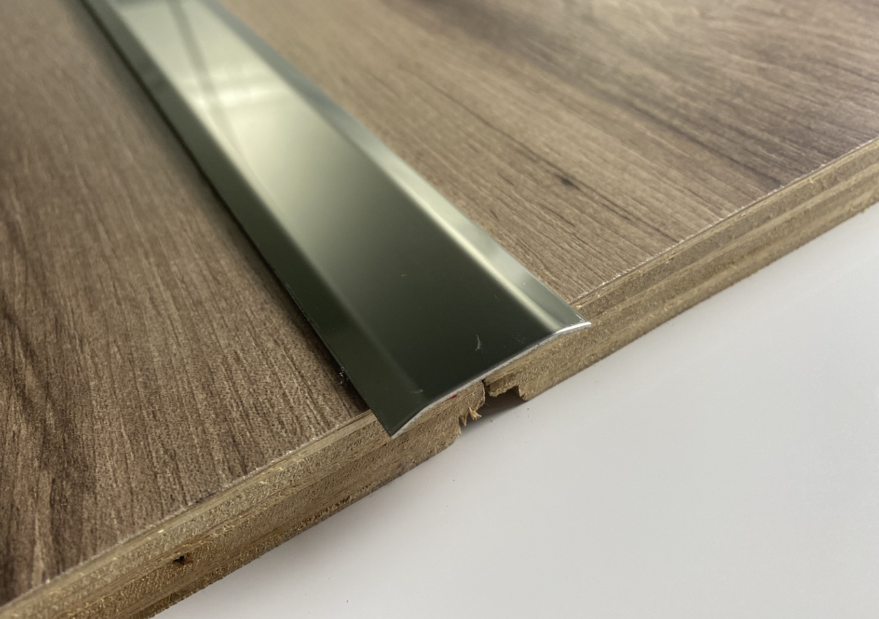 Stainless steel floor batten door edge strip