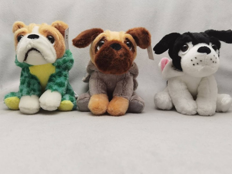 Plush toy dog with cloth
