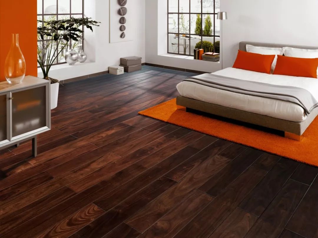 2021 China wood pattern 20 GP FT used container scratch solution for plank vinyl flooring spc flooring 6.5mm lvp flooring Click