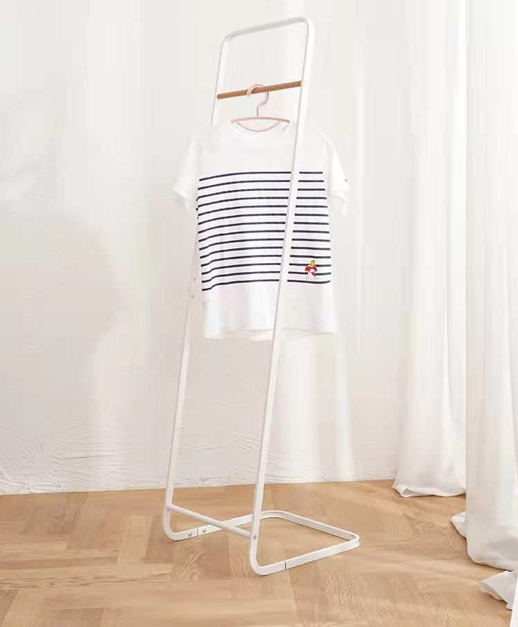 clothes rack