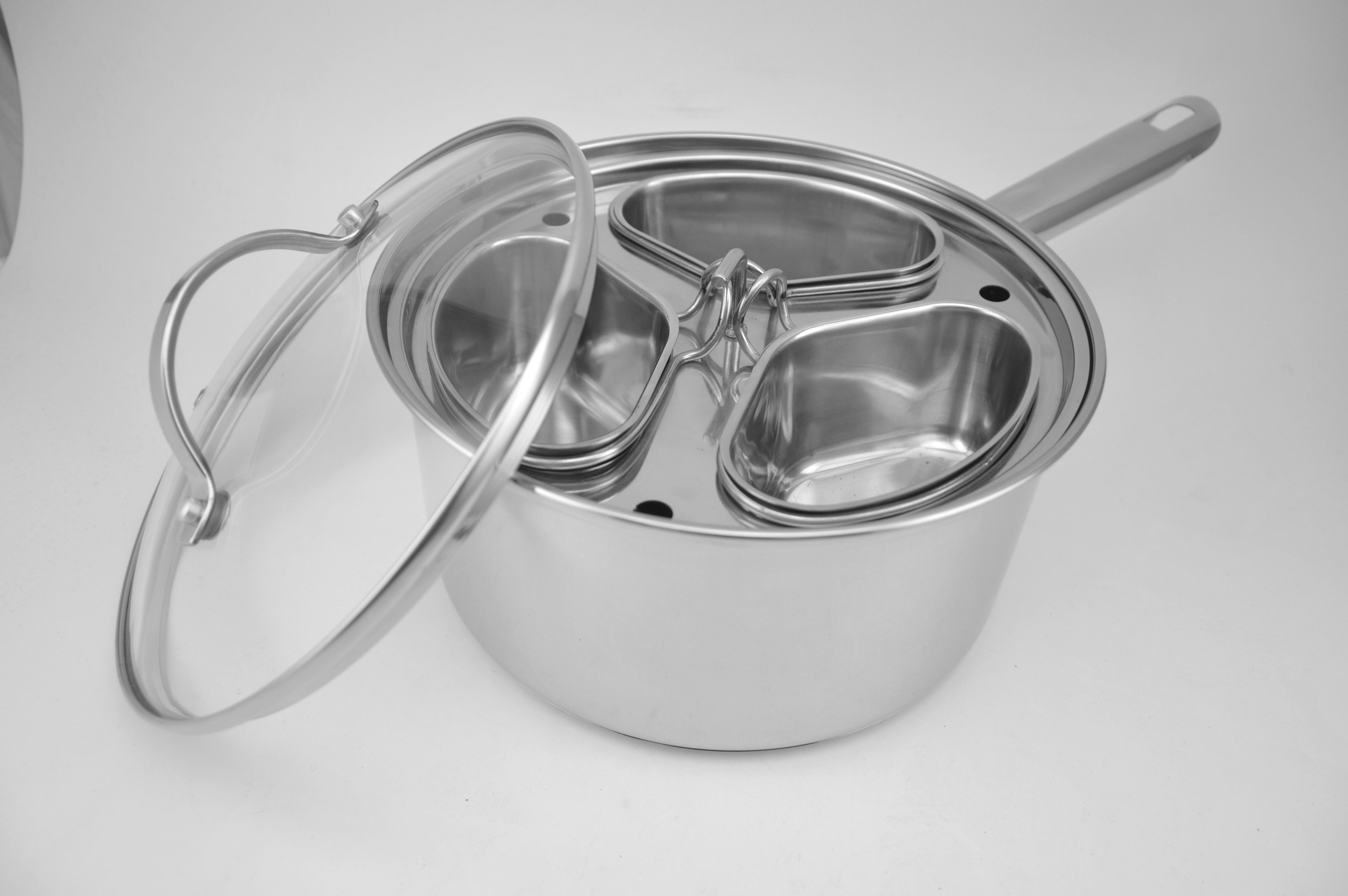 Stainless steel divided breakfast cooker