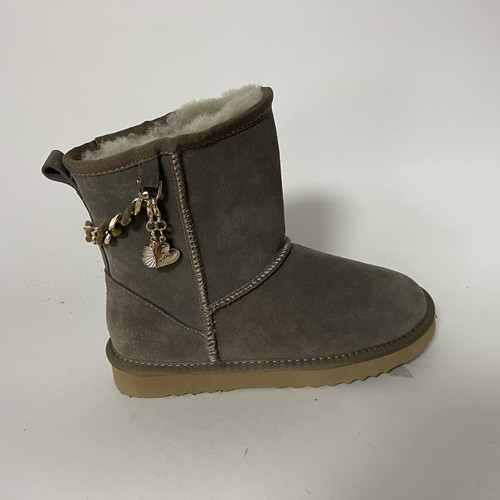 Snow Boots