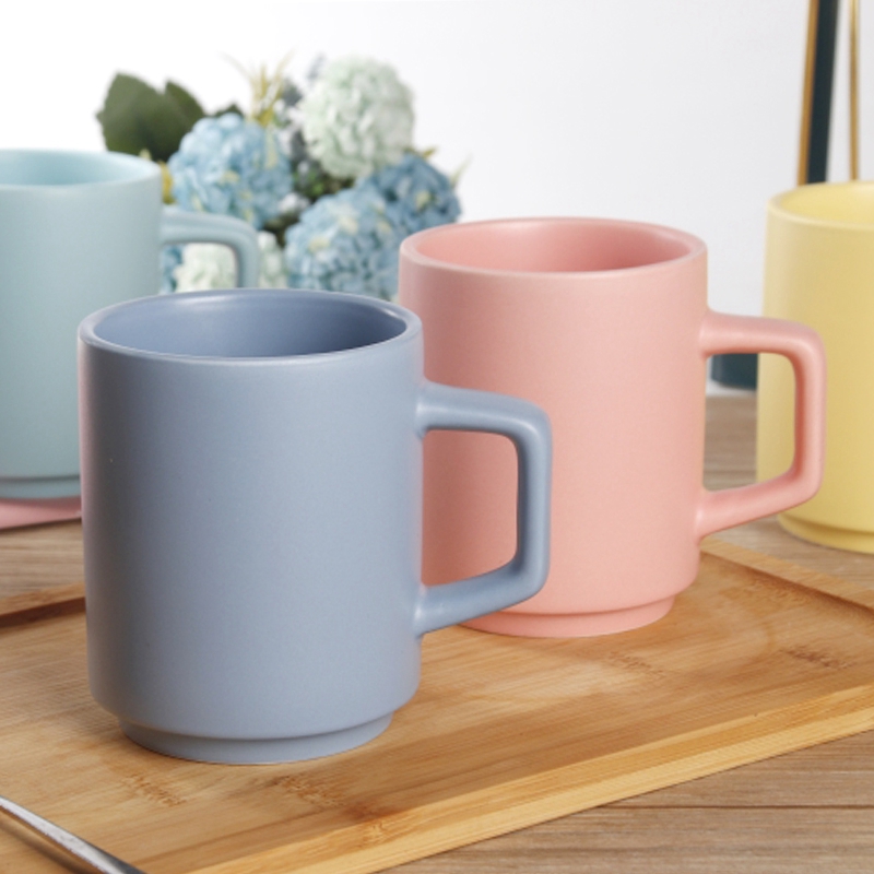 Ceramic cup without cover