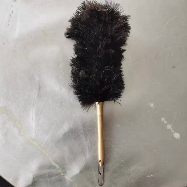 Ostrich feather duster with L size